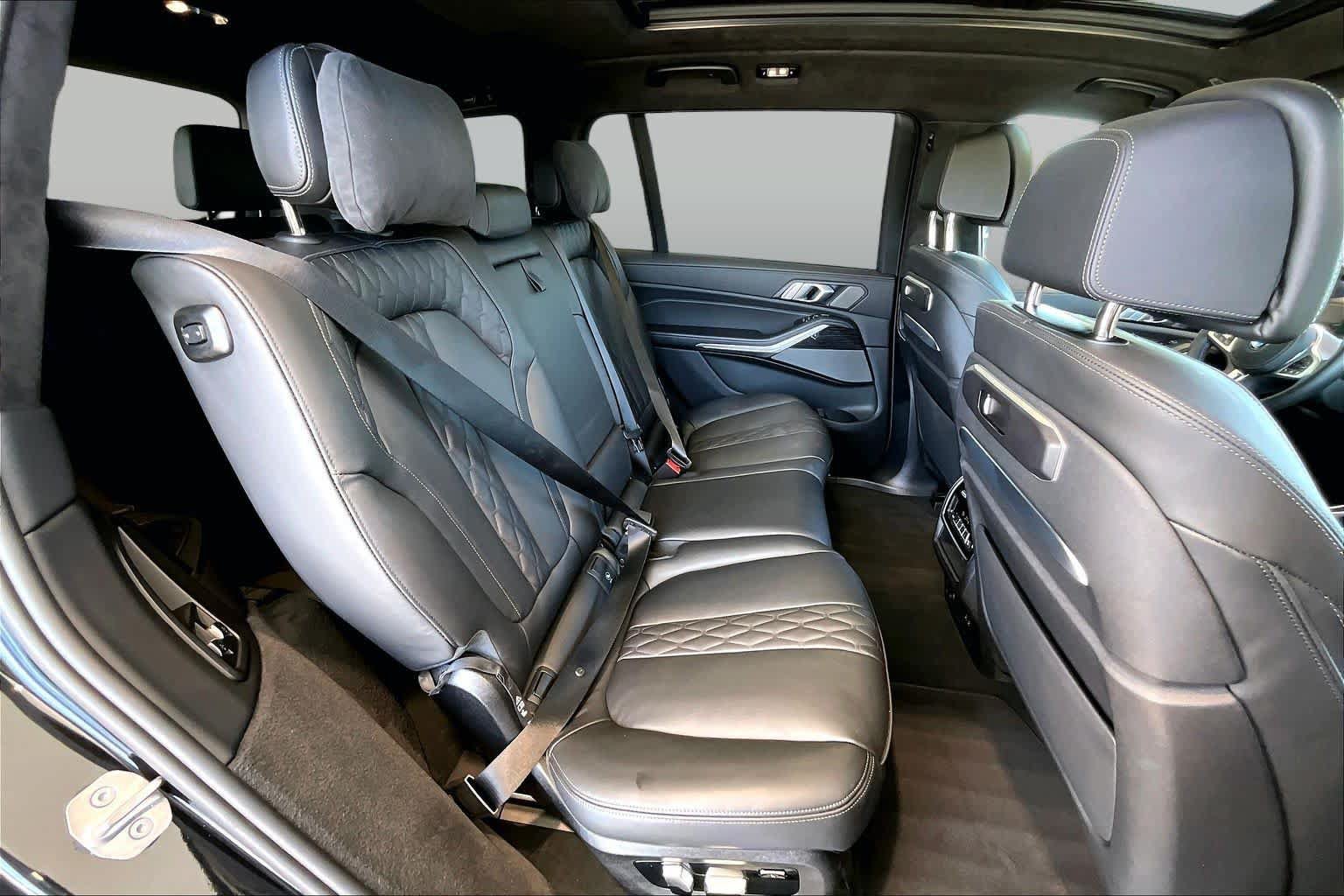 Used 2026 BMW X7 M60i AWD/4WD image 21