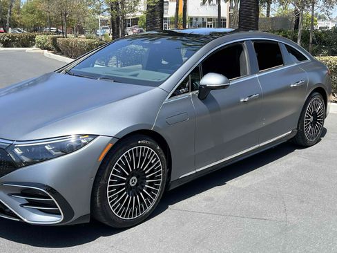 Used 2022 Mercedes-Benz EQS 450+ Sedan image 35