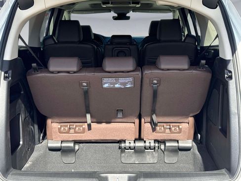 New 2026 Honda Odyssey Touring image 12