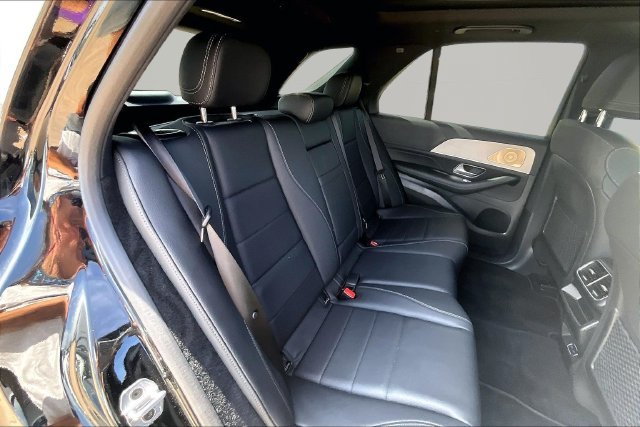 Used 2025 Mercedes-Benz GLE 350 4MATIC image 29