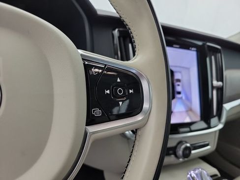 Used 2024 Volvo S90 T8 Ultimate AWD/4WD image 25