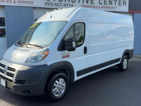 Used 2015 RAM ProMaster 2500 w/ Mopar Trailer Tow Group FWD image 2