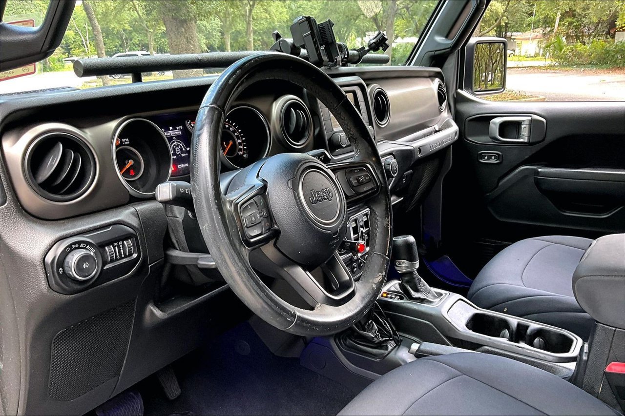 Used 2020 Jeep Wrangler Unlimited Sport AWD/4WD image 14