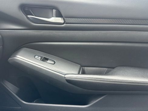 Used 2024 Nissan Altima 2.5 SV image 20