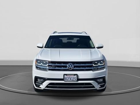 Used 2019 Volkswagen Atlas SEL R-Line image 2