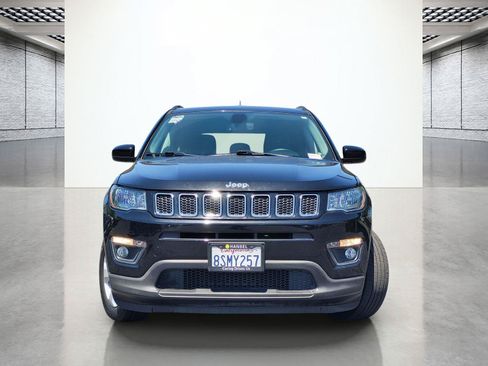 Used 2019 Jeep Compass Latitude w/ Popular Equipment Group FWD image 4