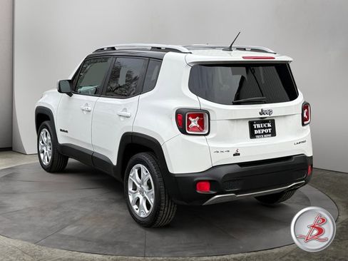Used 2016 Jeep Renegade Limited image 5