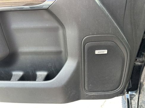 Used 2021 Chevrolet Silverado 1500 LT Trail Boss w/ Convenience Package II AWD/4WD image 18