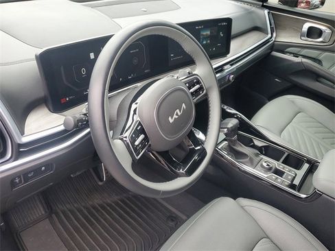 Certified 2025 Kia Sorento SX Prestige w/ Sage Leather Package image 20