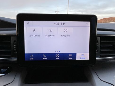 Used 2023 Ford Explorer XLT w/ Equipment Group 202A image 33