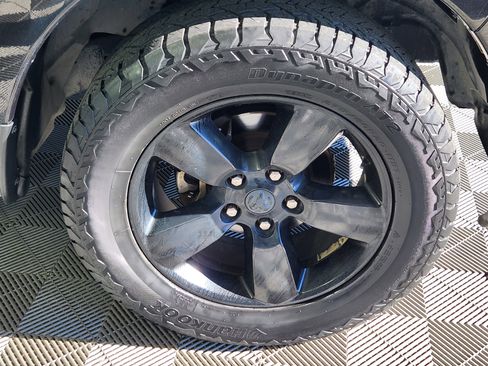 Used 2016 RAM 1500 Express w/ Black Ram 1500 Express Group image 9