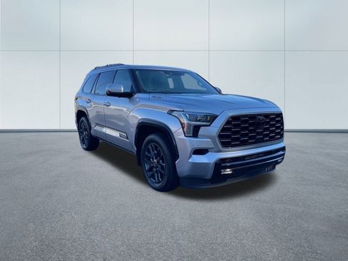 Used 2024 Toyota Sequoia Platinum image 4