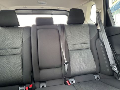 Used 2025 Nissan Rogue SV AWD/4WD image 39