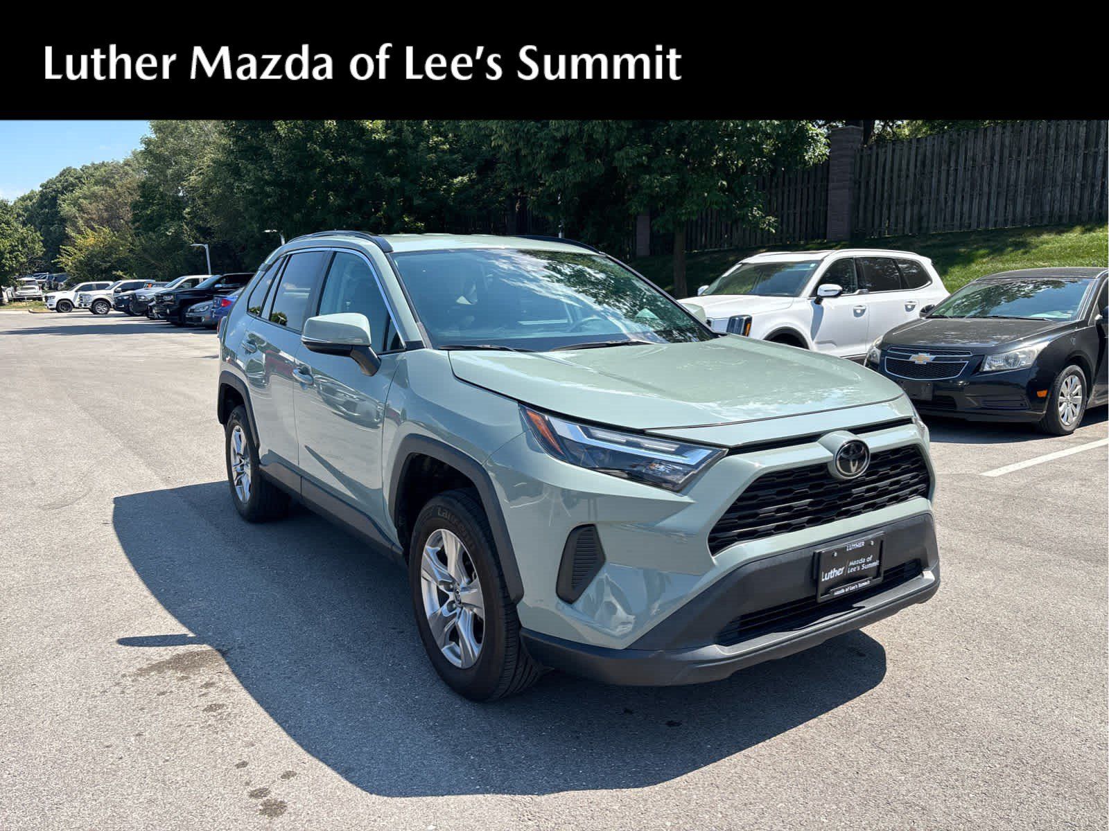 Used 2023 Toyota RAV4 XLE AWD/4WD image 1