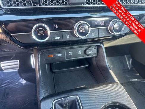 Used 2025 Honda Civic Sport image 27