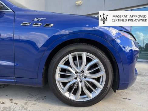 Used 2022 Maserati Levante GT AWD/4WD image 10