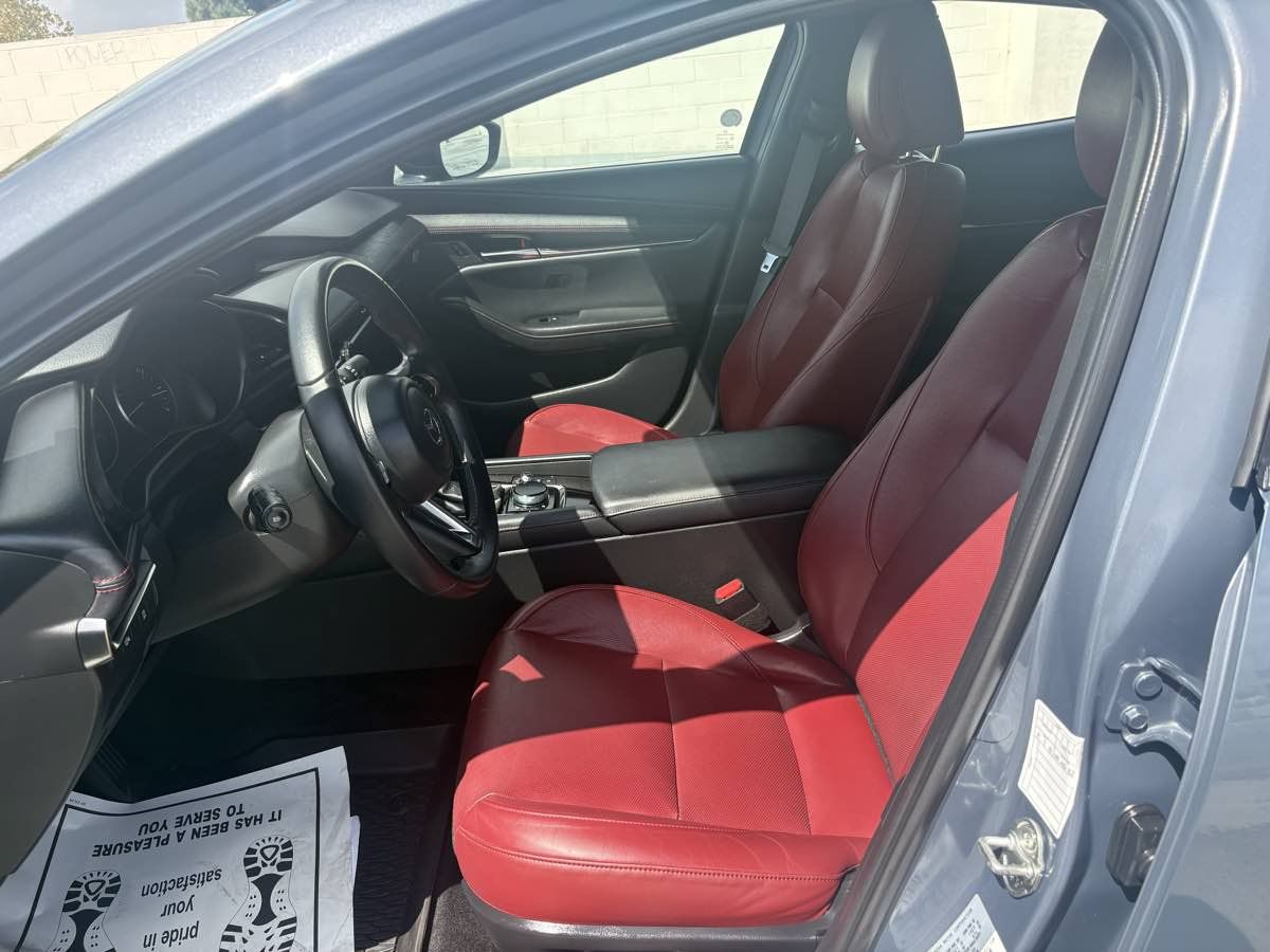 Used 2025 MAZDA MAZDA3 Carbon AWD/4WD image 23