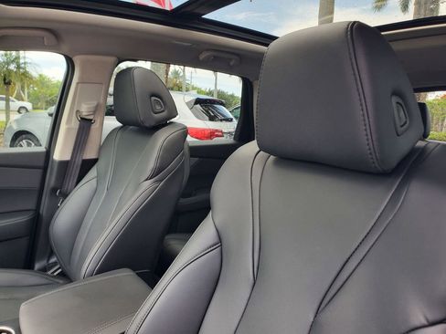 Used 2024 Acura MDX FWD image 18