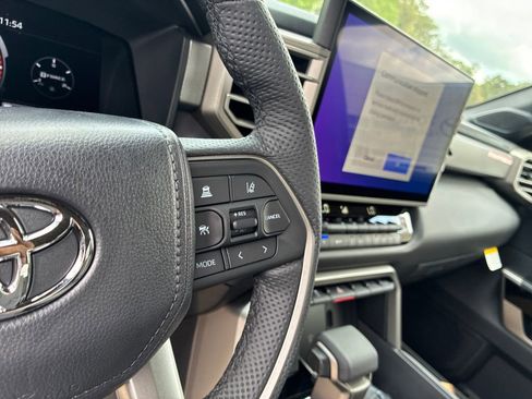 New 2026 Toyota Tundra Limited AWD/4WD image 24
