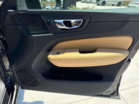 Used 2019 Volvo XC60 T5 Inscription FWD image 19