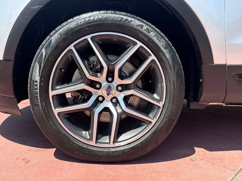 Used 2018 Ford Explorer Sport AWD/4WD image 36