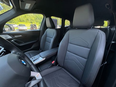 Used 2024 BMW X1 xDrive28i w/ Convenience Package image 11