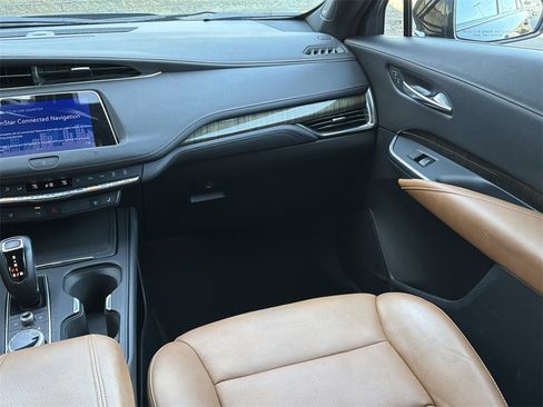 Used 2019 Cadillac XT4 Sport image 25