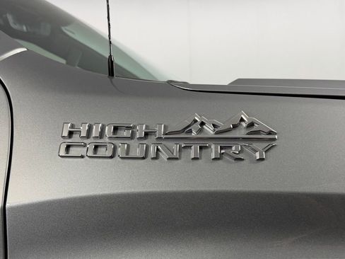 Used 2024 Chevrolet Silverado 1500 High Country w/ High Country Premium Package image 12
