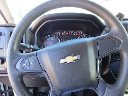 Used 2018 Chevrolet Silverado 1500 W/T w/ WT Convenience Package AWD/4WD image 13
