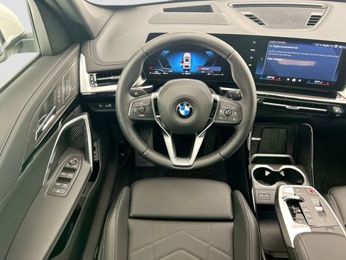 New 2026 BMW X1 xDrive28i w/ Technology Package AWD/4WD image 10