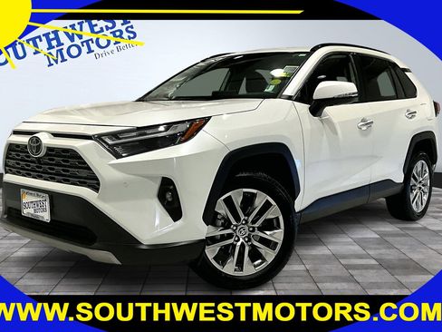 Used 2022 Toyota RAV4 Limited image 1