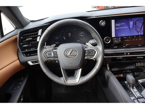 Used 2025 Lexus RX 350 FWD w/ Technology Package image 28