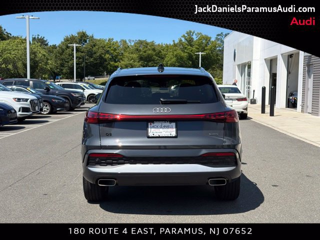 Used 2025 Audi Q5 Premium w/ Convenience Package AWD/4WD image 5