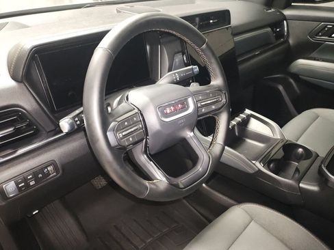 Used 2026 GMC Terrain AT4 AWD/4WD image 23