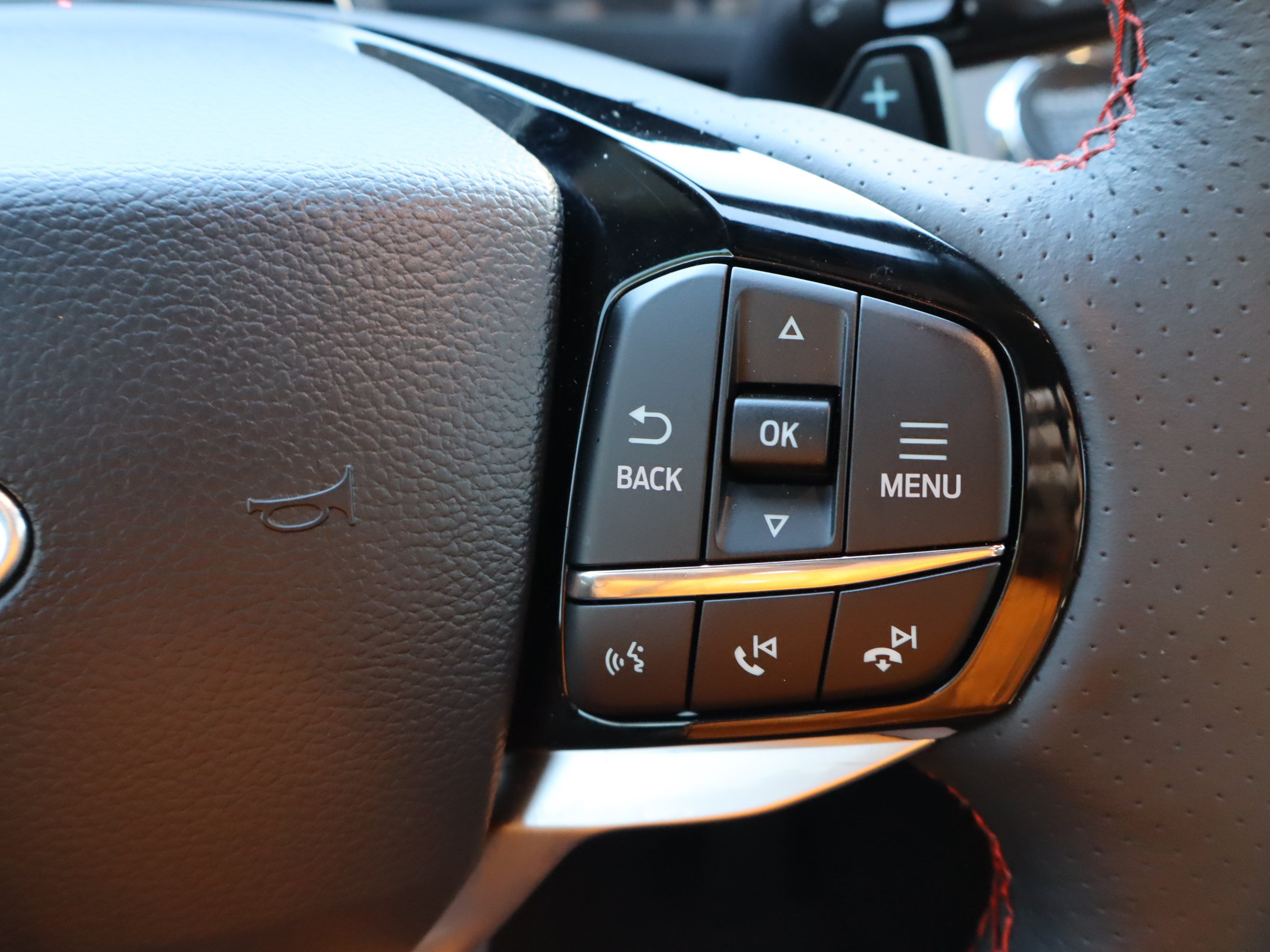 Used 2026 Ford Explorer ST AWD/4WD image 22
