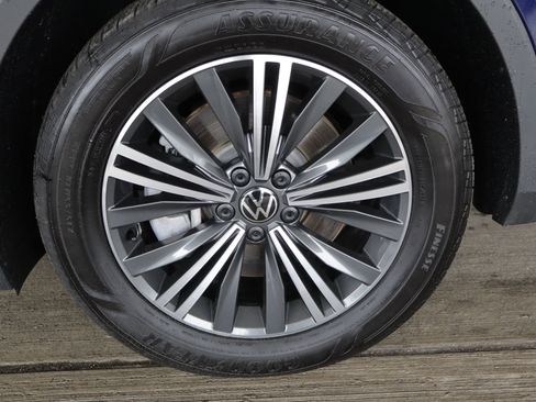 Used 2024 Volkswagen Tiguan Wolfsburg Edition AWD/4WD image 28