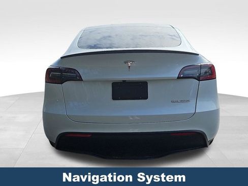 Used 2024 Tesla Model Y Performance AWD/4WD image 6
