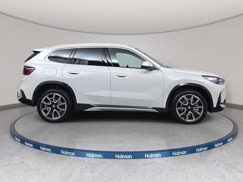 New 2026 BMW X1 xDrive28i w/ Convenience Package AWD/4WD image 4