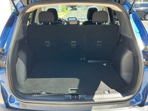 Used 2022 Ford Escape SE image 30