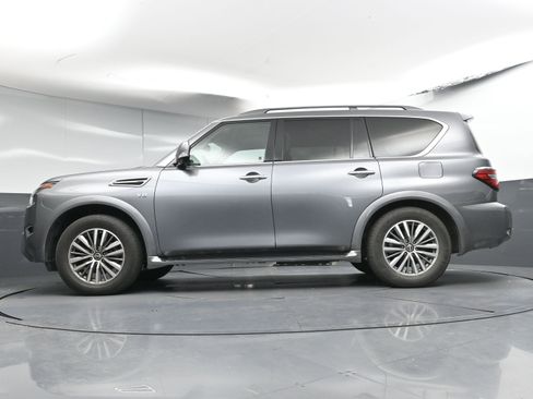 Used 2021 Nissan Armada SL w/ Captain's Chairs Package image 30