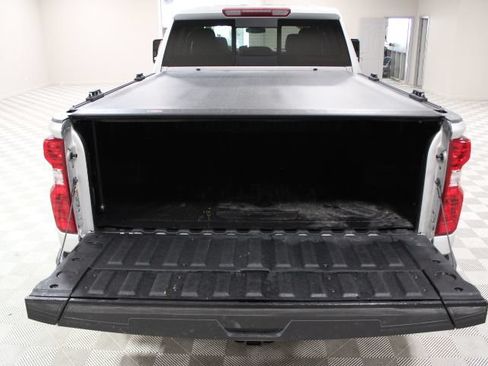 Used 2023 Chevrolet Silverado 2500 LT w/ Convenience Package AWD/4WD image 13