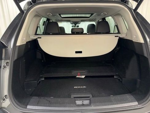 Used 2023 Nissan Rogue SL w/ SL Premium Package AWD/4WD image 18