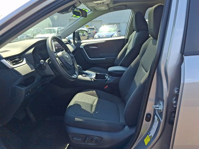 Used 2024 Toyota RAV4 XLE w/ Convenience Package AWD/4WD image 13