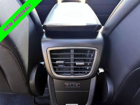 Used 2019 Lincoln Nautilus Reserve AWD/4WD image 10
