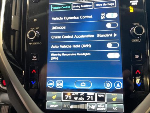 Used 2024 Subaru Ascent Premium w/ Convenience Package AWD/4WD image 10