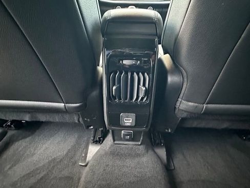 Used 2025 Jeep Compass Latitude image 31