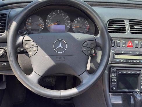 Used 2000 Mercedes-Benz CLK 430 Cabriolet image 34