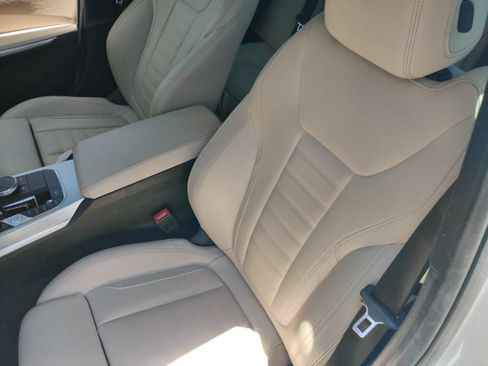 Used 2021 BMW 330i Sedan w/ Premium Package RWD image 8