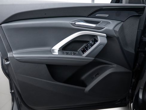 Certified 2025 Audi Q5 Premium Plus w/ Premium Plus image 13