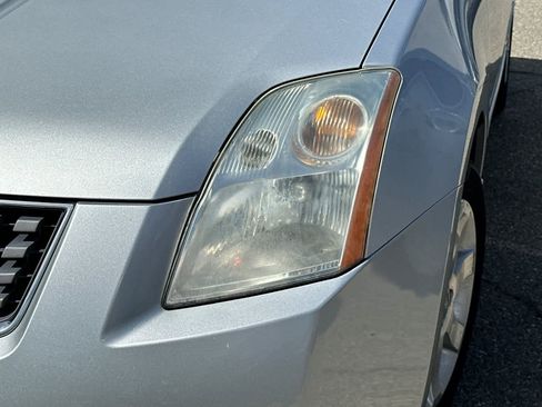 Used 2007 Nissan Sentra 2.0 SL w/ Sunroof Pkg FWD image 11